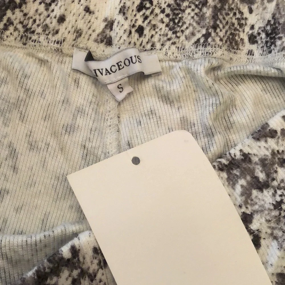 Olivaceous Shorts in Snakeskin Print Black White Size Small